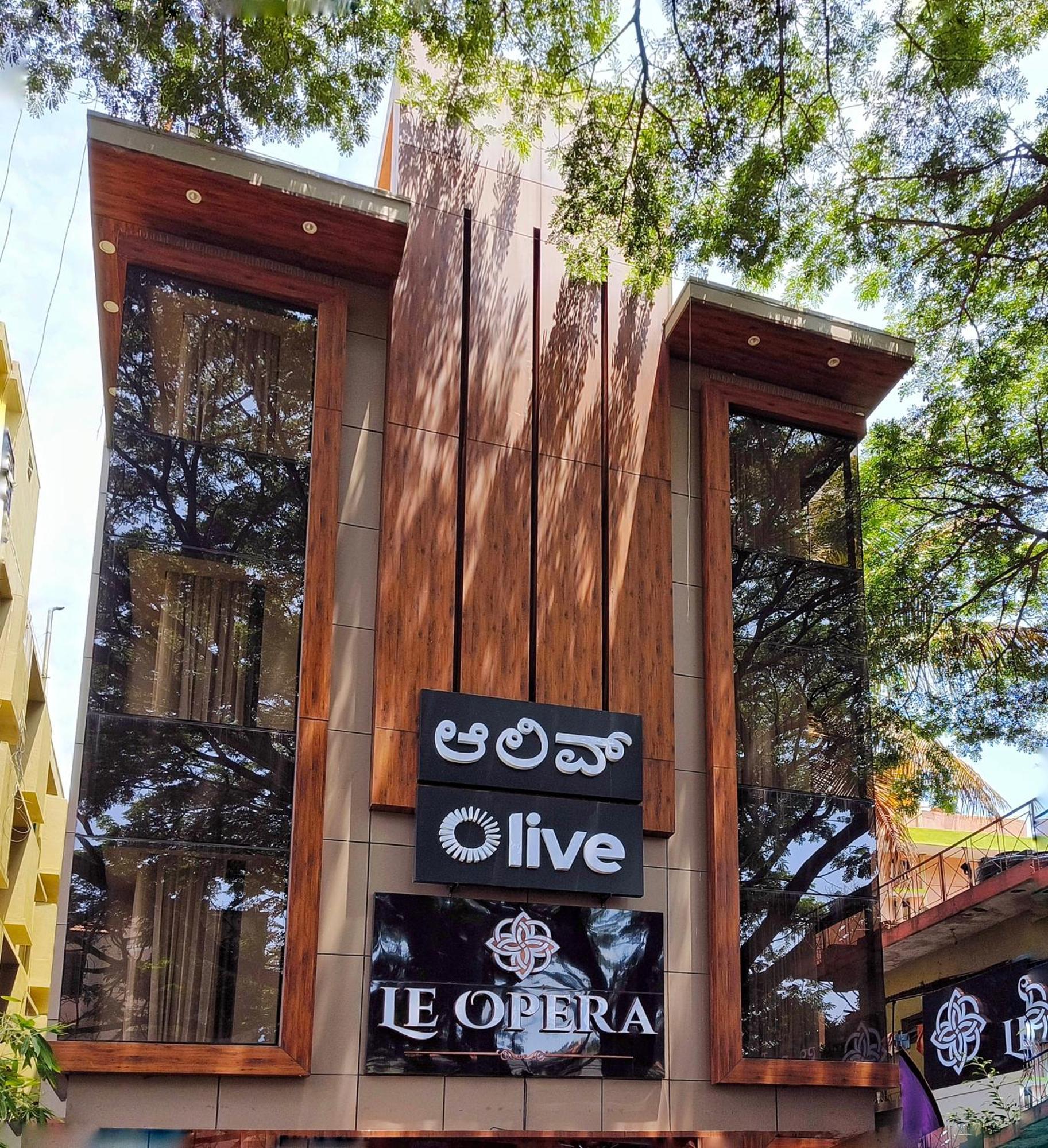 Olive Hotel Le Opera By Embassy Group Bengaluru Kültér fotó