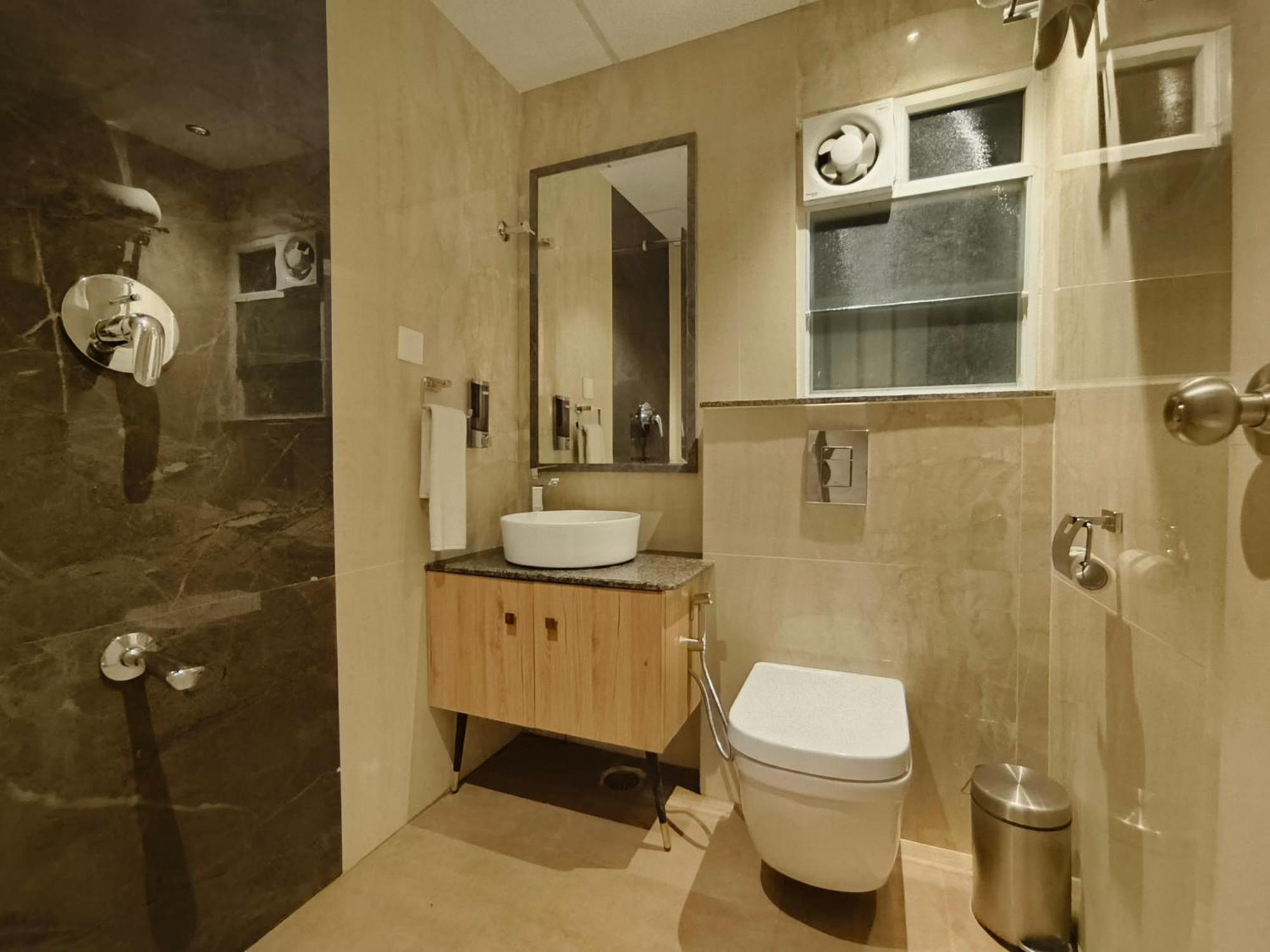 Olive Hotel Le Opera By Embassy Group Bengaluru Kültér fotó