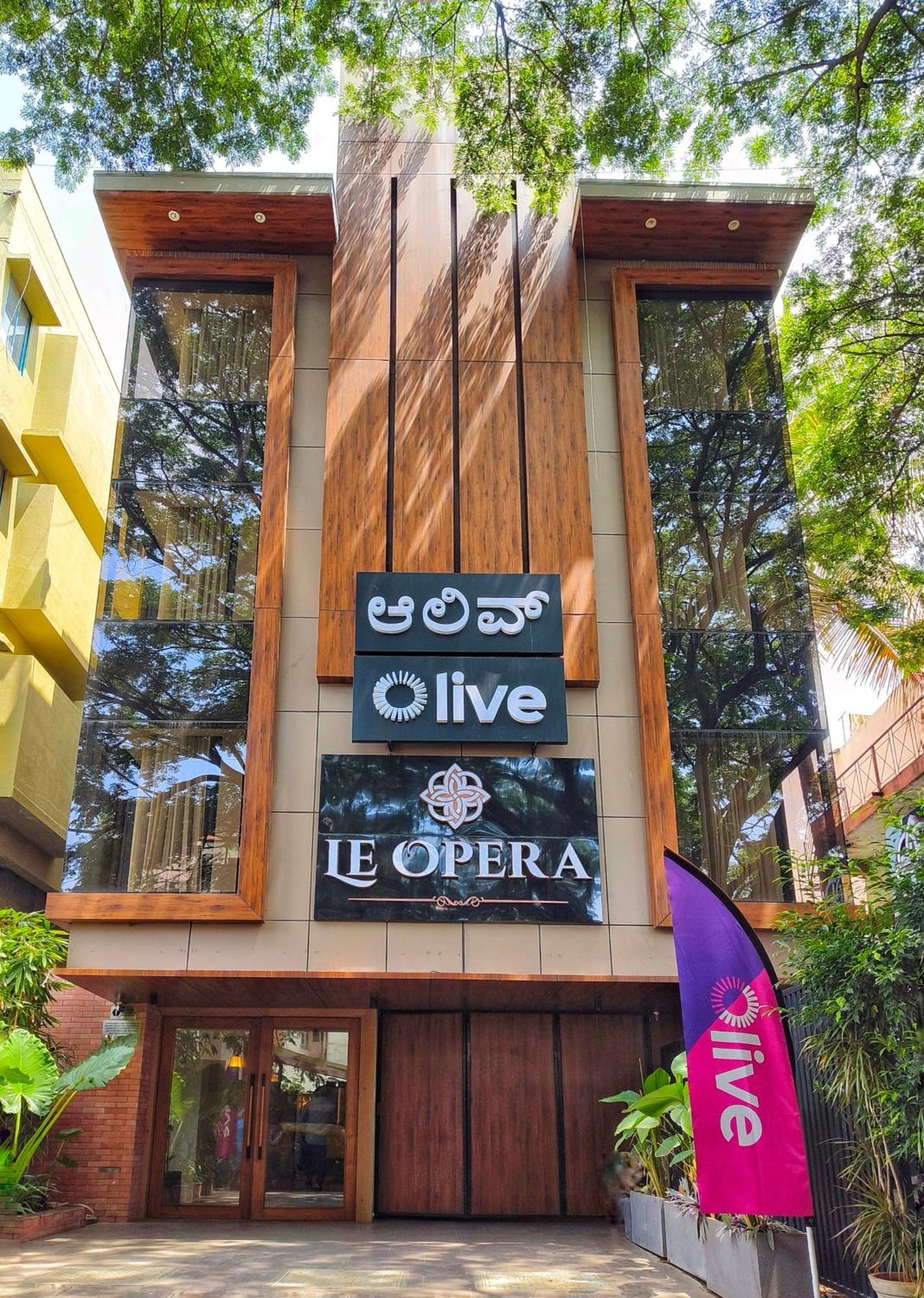 Olive Hotel Le Opera By Embassy Group Bengaluru Kültér fotó