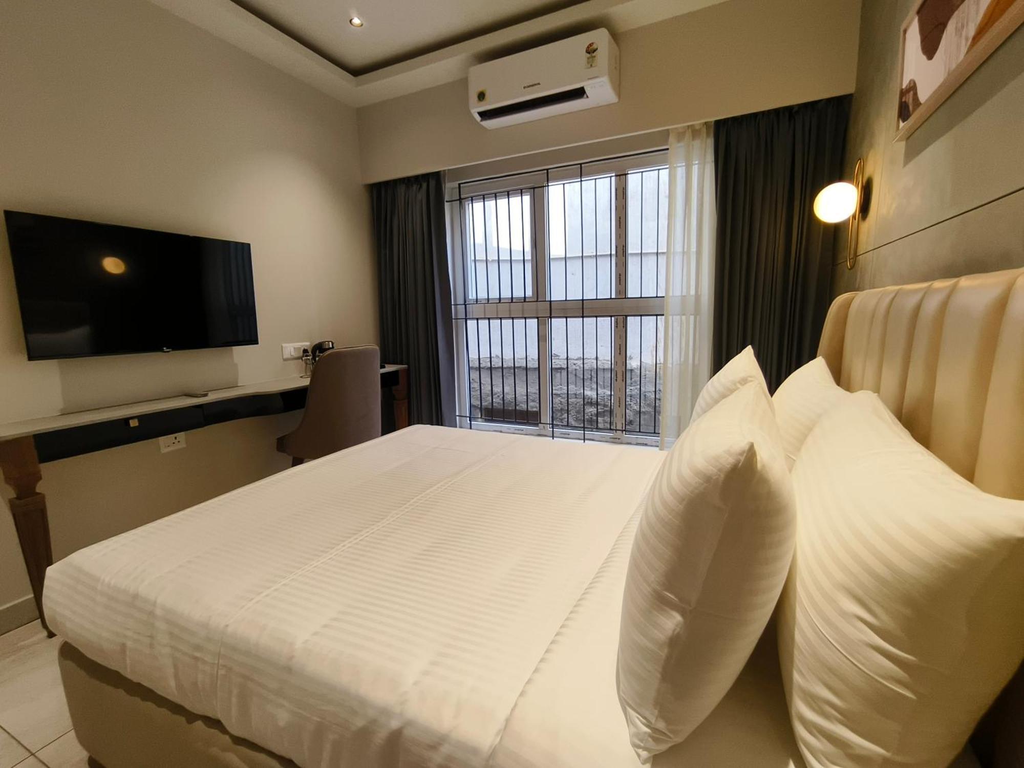 Olive Hotel Le Opera By Embassy Group Bengaluru Kültér fotó
