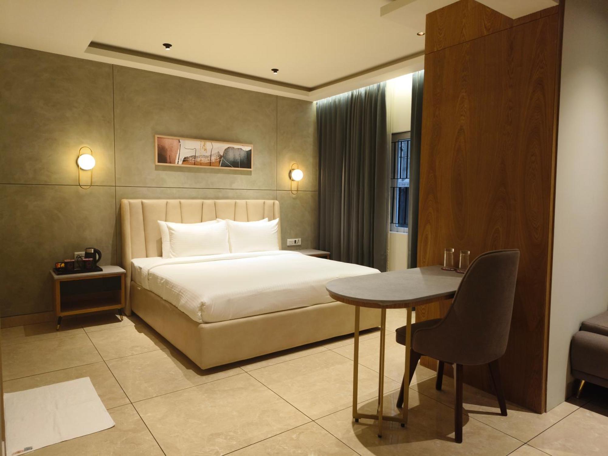 Olive Hotel Le Opera By Embassy Group Bengaluru Kültér fotó