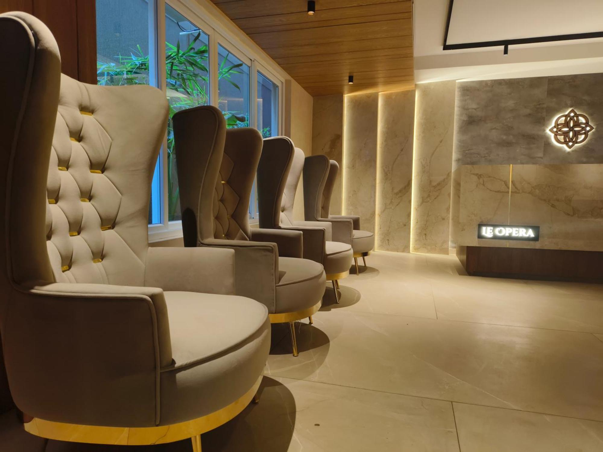 Olive Hotel Le Opera By Embassy Group Bengaluru Kültér fotó