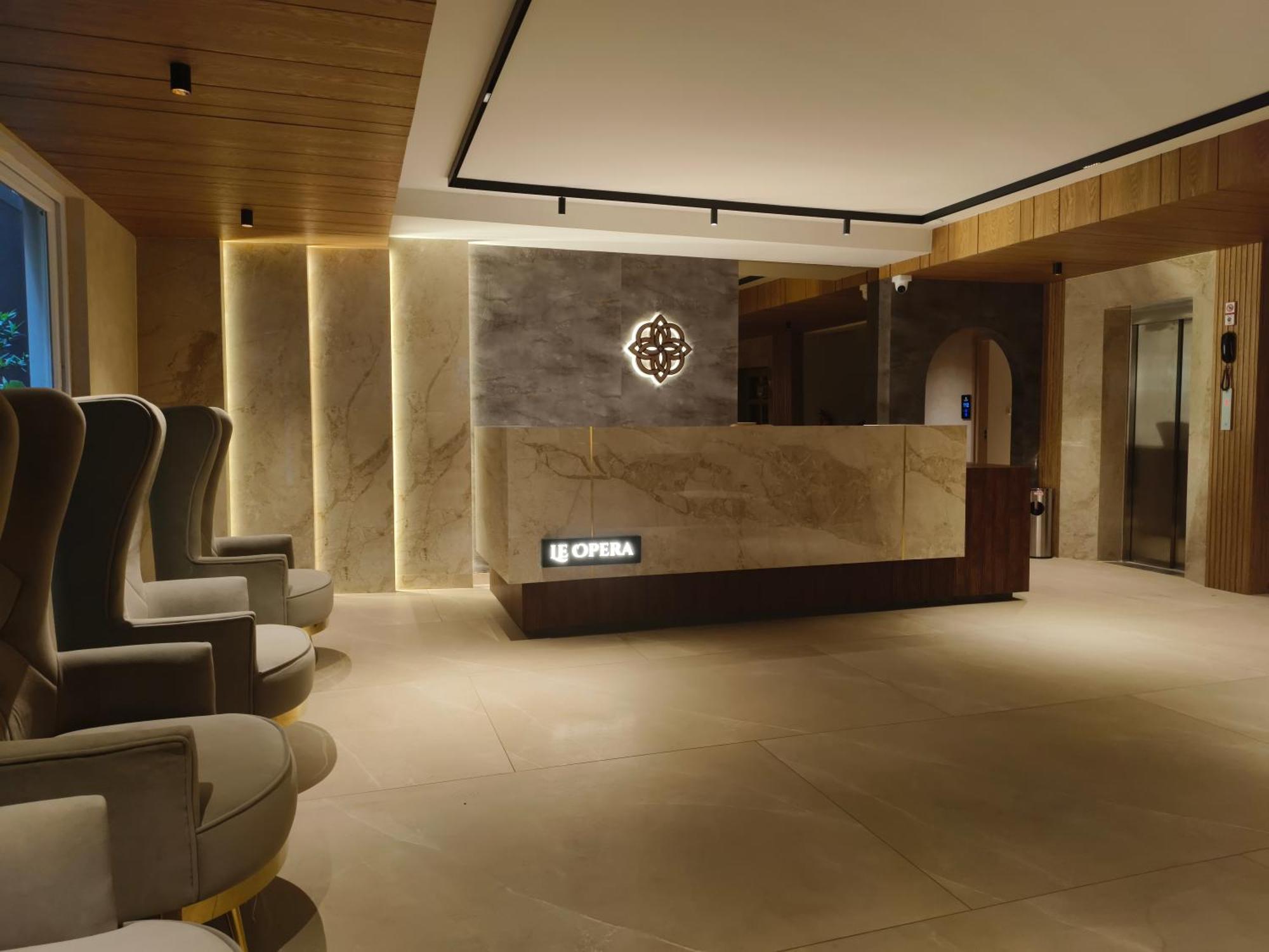 Olive Hotel Le Opera By Embassy Group Bengaluru Kültér fotó